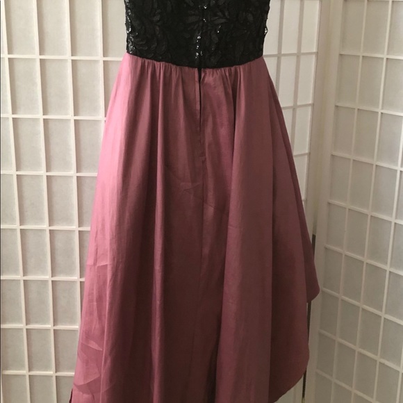 Dress - Picture 5 of 6